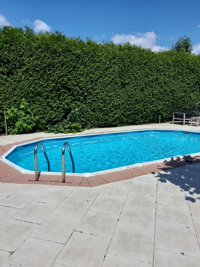East Meets West Bed And Breakfast Veenendaal Exterior foto